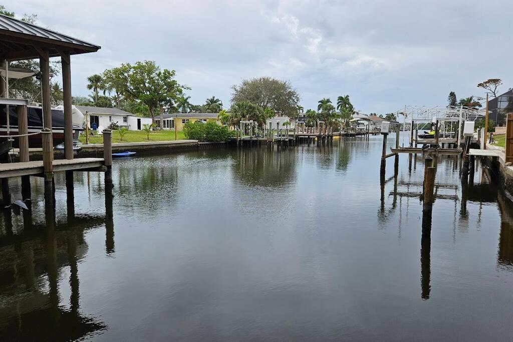 Blue Crab Dock On Gulf Canal Front Close 2 Beach Restaurants بونيتا سبرينغز المظهر الخارجي الصورة